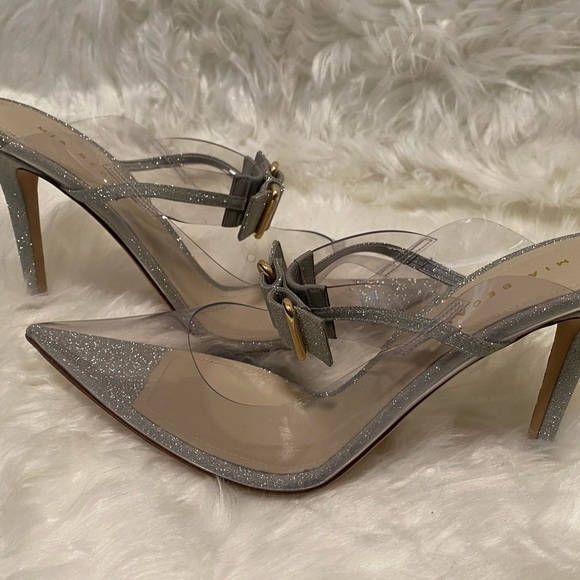 Mia Becar Marilyn Mule PVC 100 Silver Heels. Size 9.5 NWOB. - Picture 4 of 10